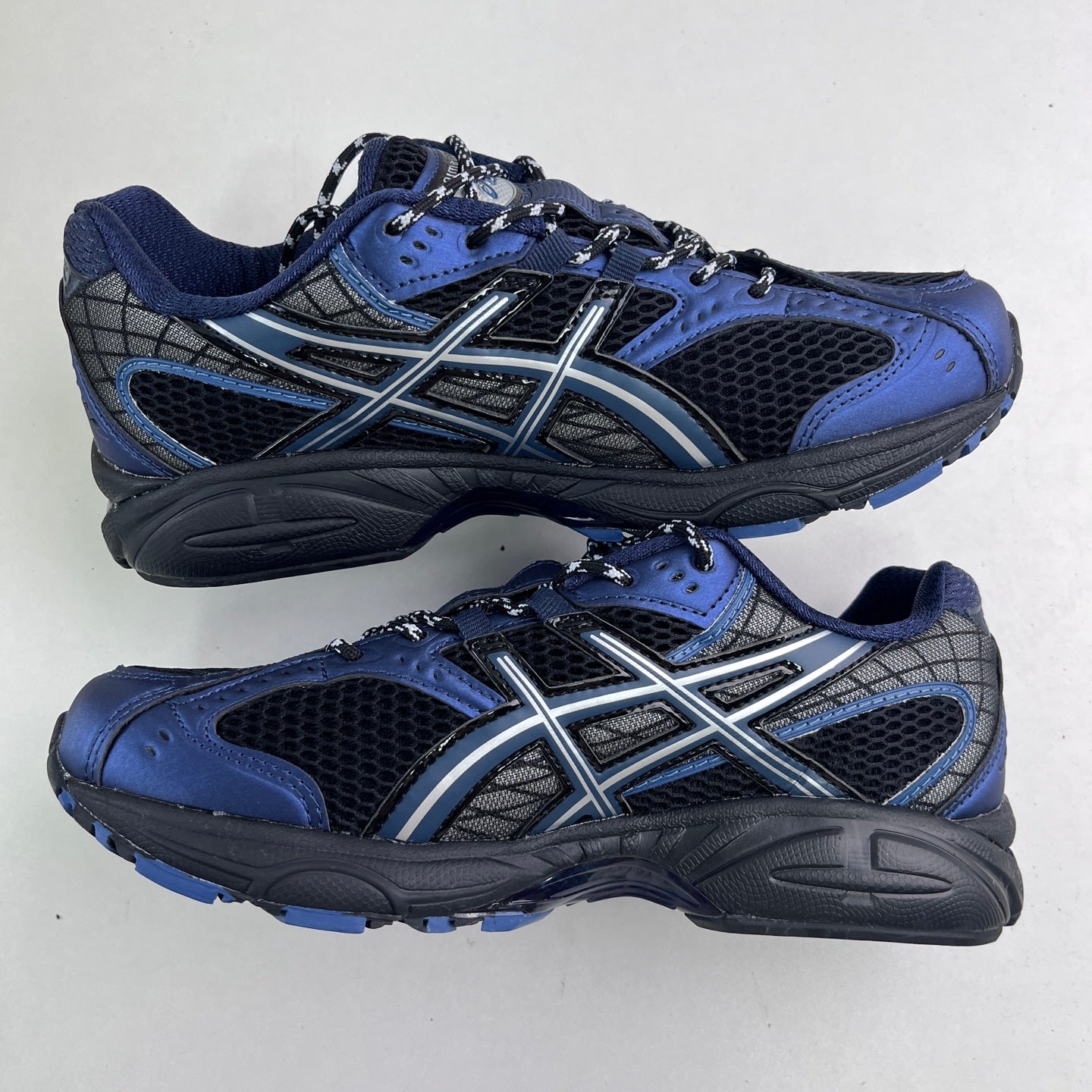 GEL-NIMBUS 10.1 Black/Grand Shark