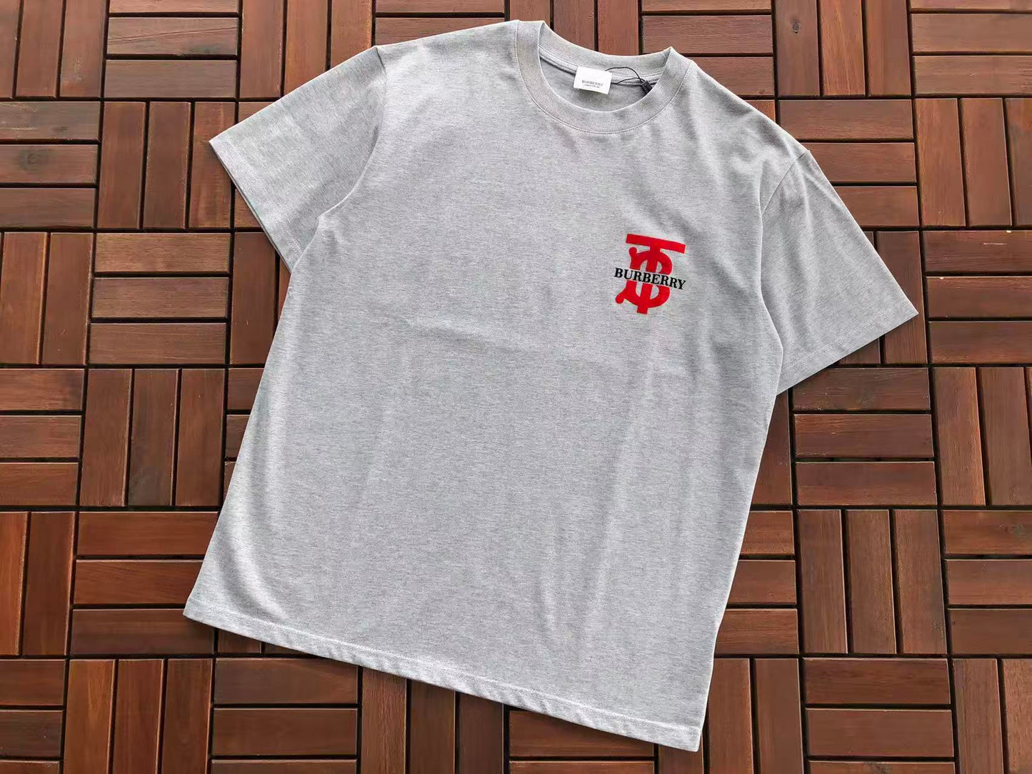 T-Shirts BB