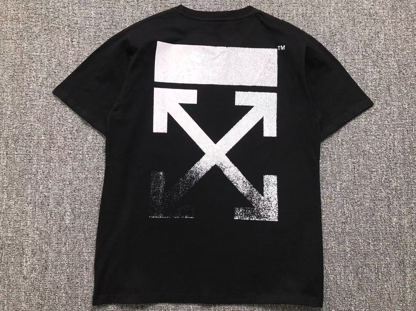 T-shirt Off