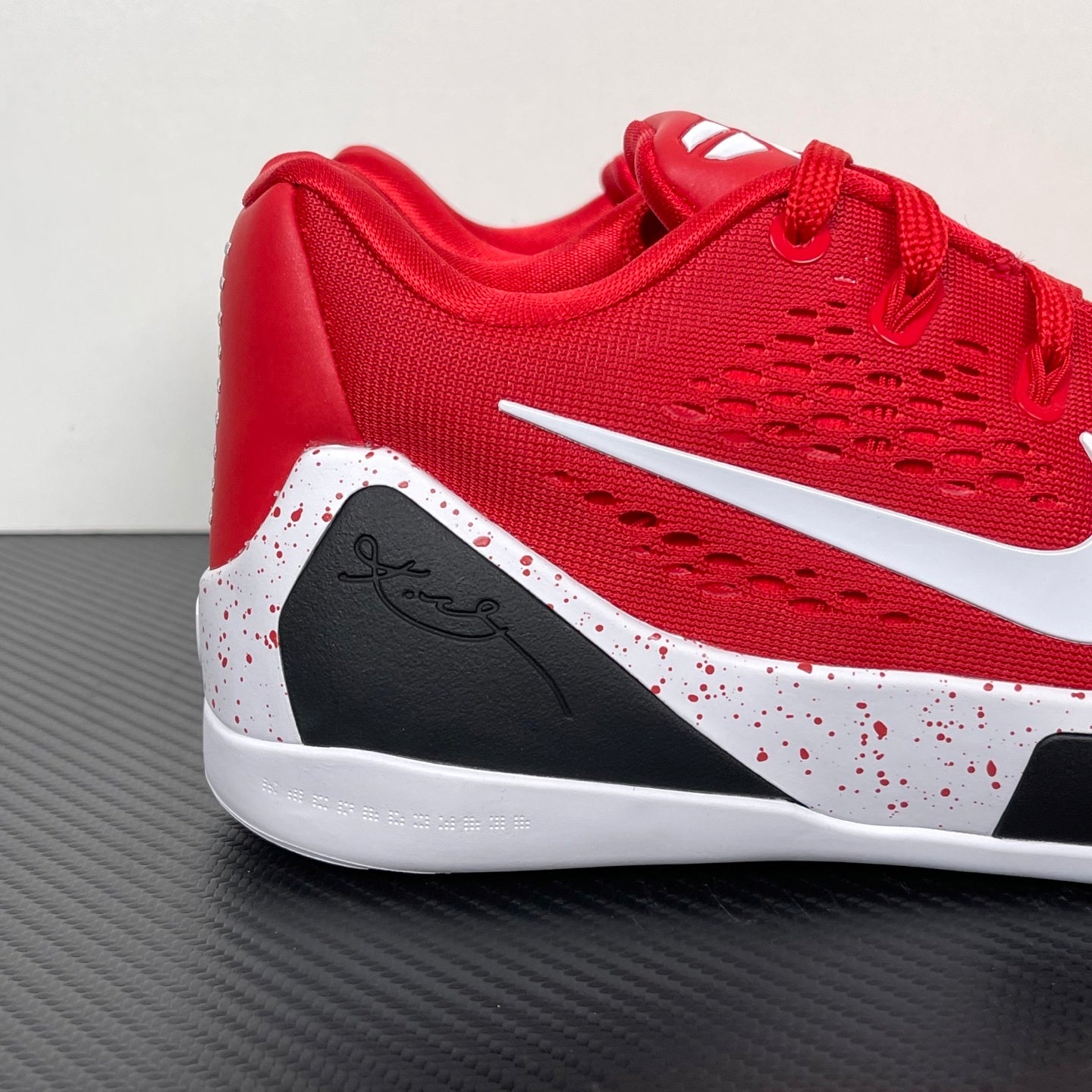 KB9 University Red