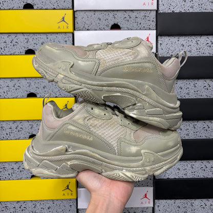 BLG Triple S Light Beige