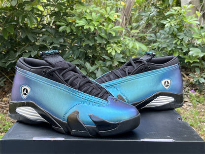 AJ14 Low Love Letter