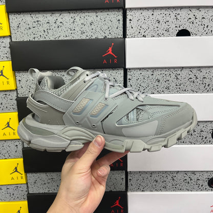 BLG Track Grey