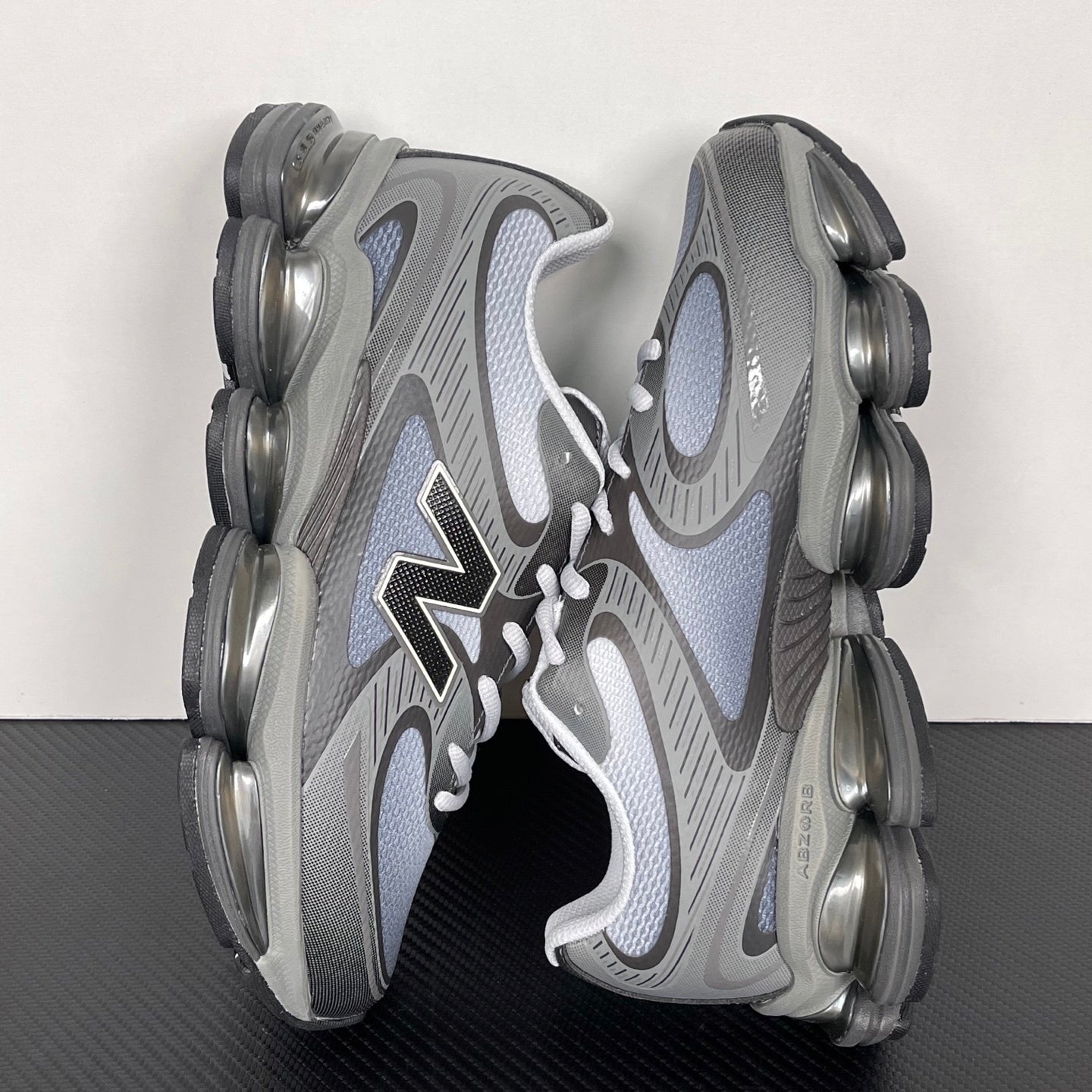 2000 ABZORB Grey
