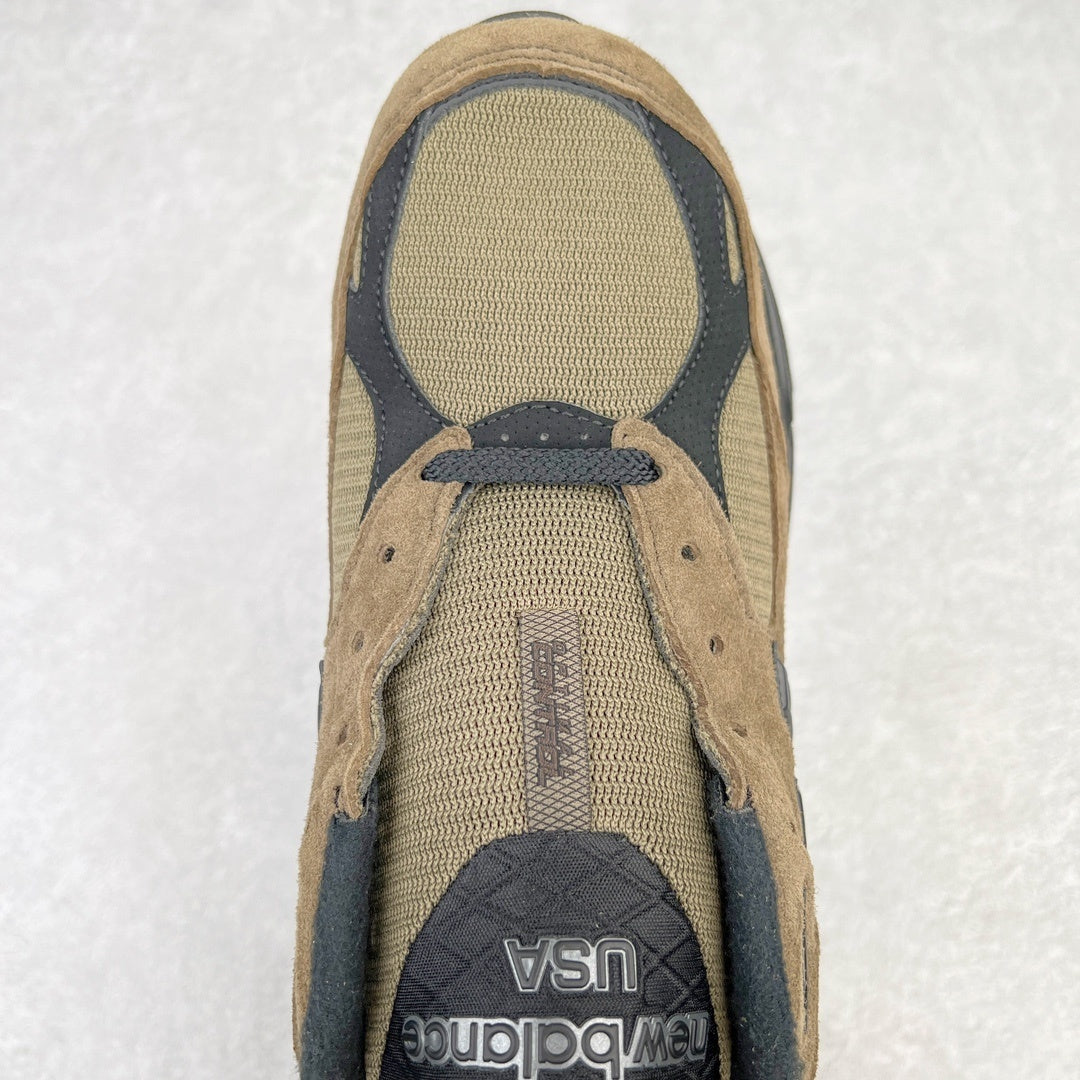 990 Brown Black