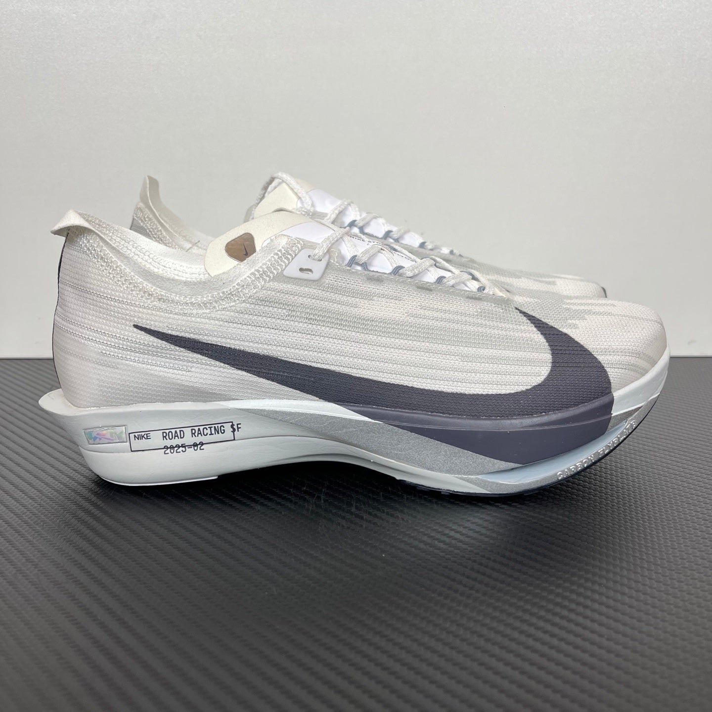 Streakfly 2 White/Black