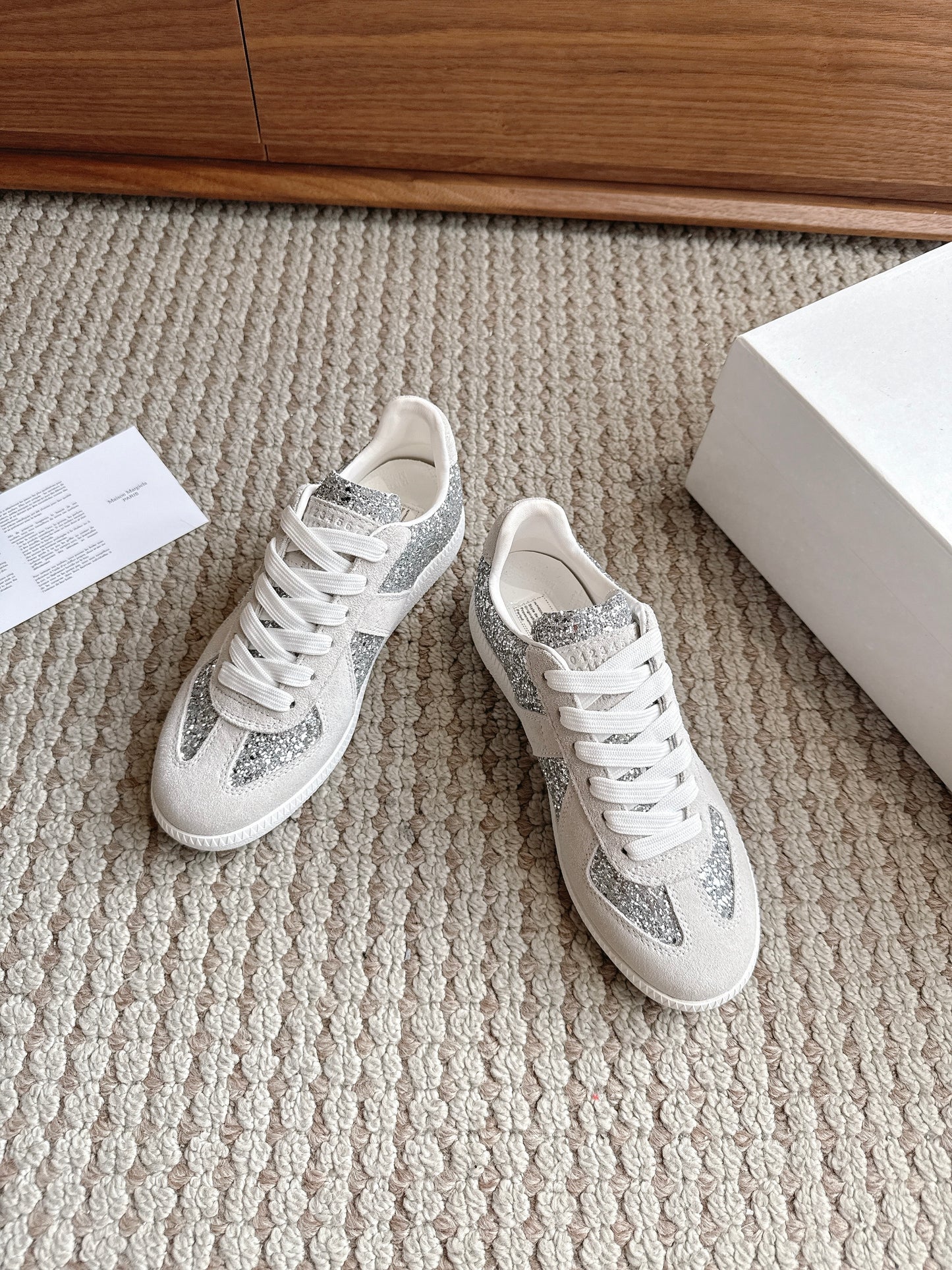 Maison White Shine