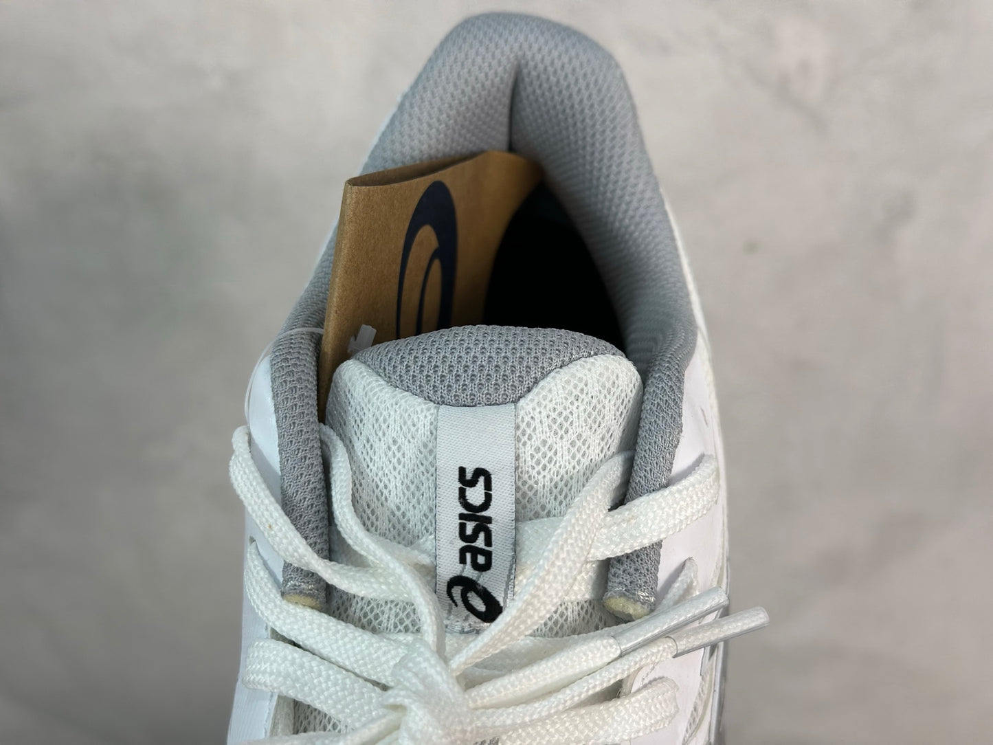 Gel-Tactic 12 White/Grey