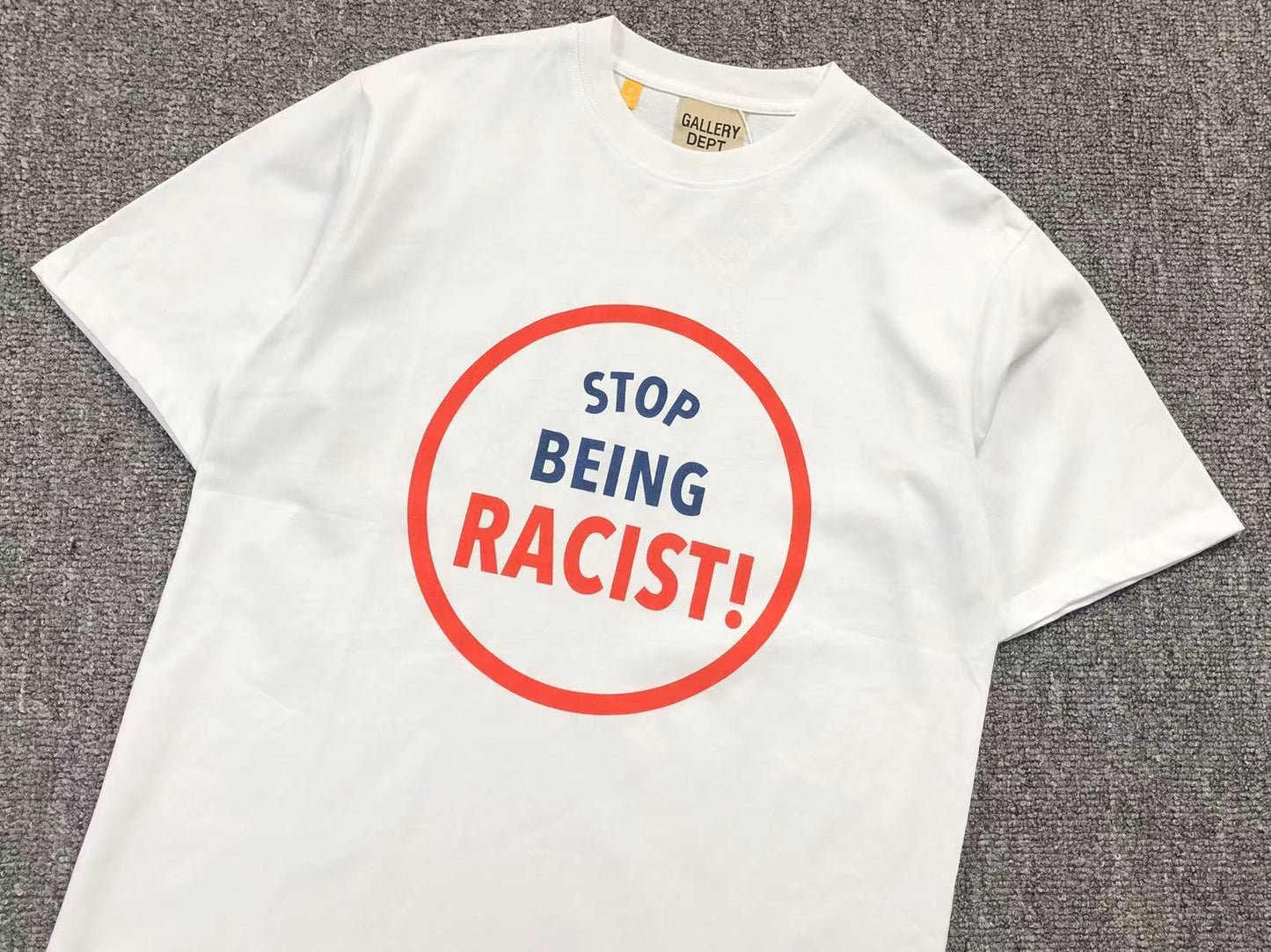 T-shirt GALLERY DEPT