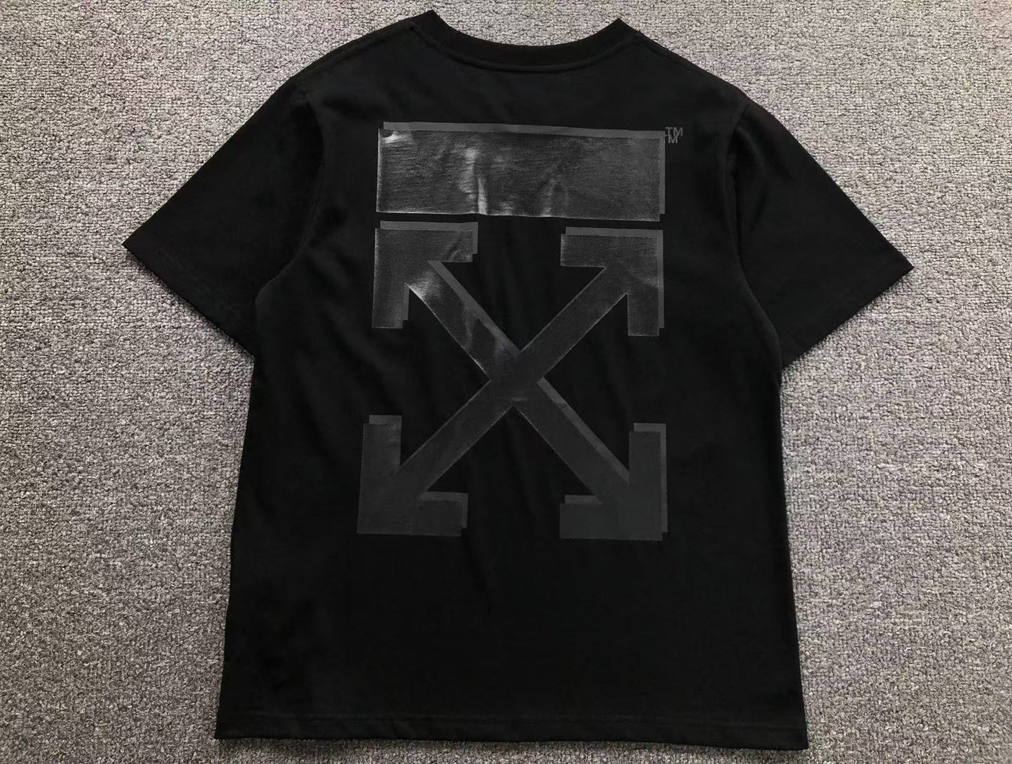 T-shirt Off