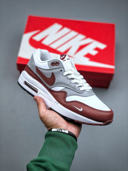 Air Max 1 Mystic Dates