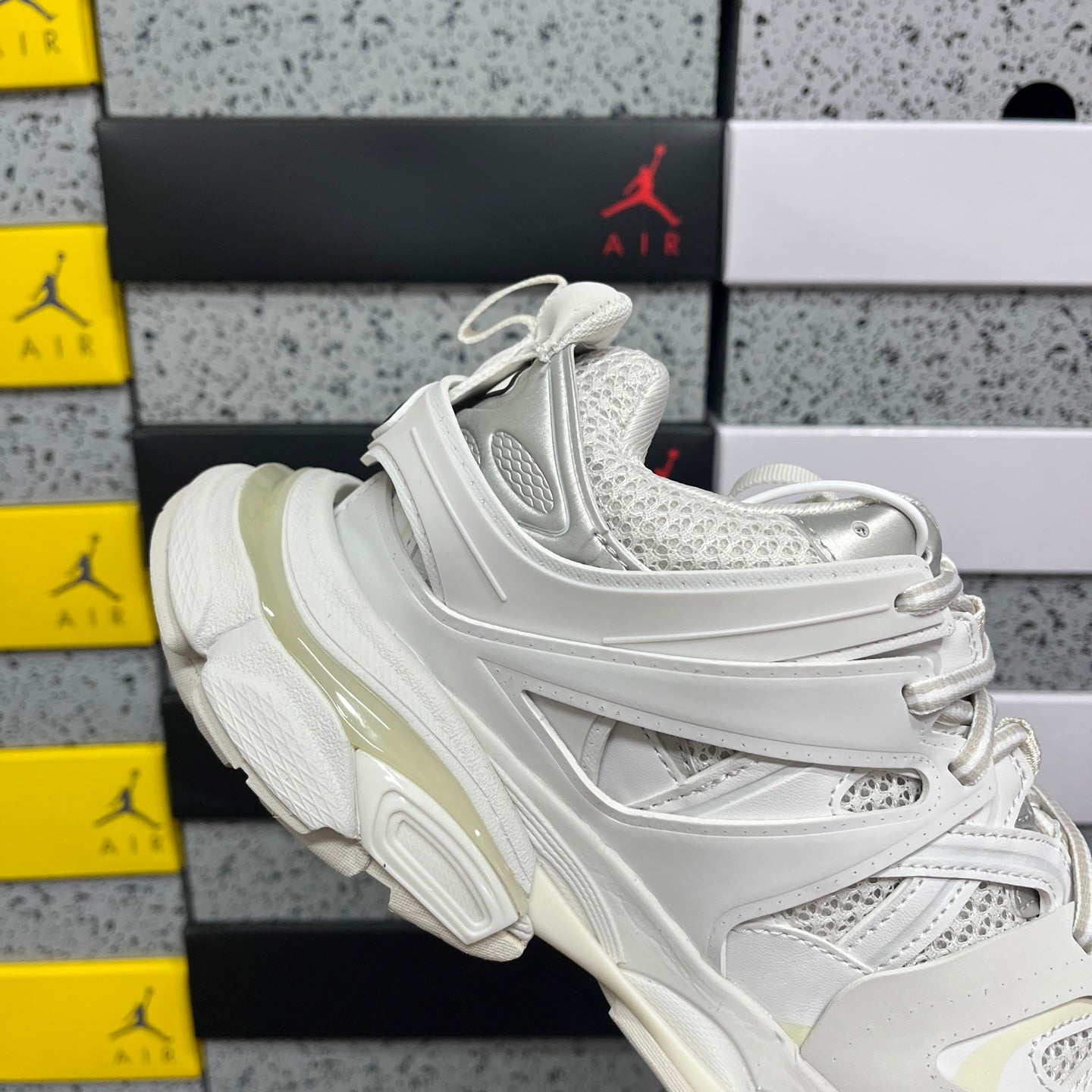 BLG Track Light White