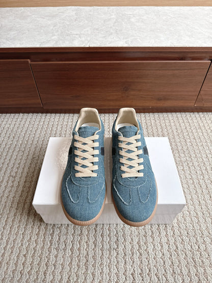 Maison Light Blue Jean