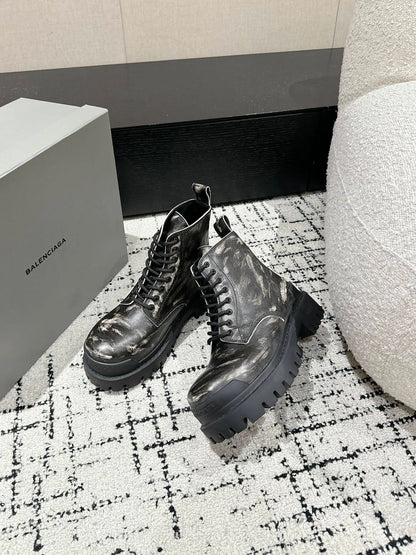 Bulldozer Boots