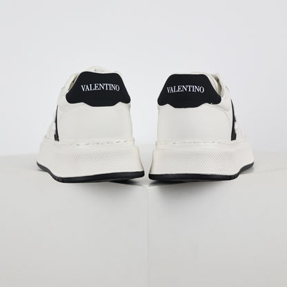 Valentino White/Black