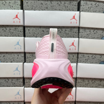 Vomero Plus Hyper Rose