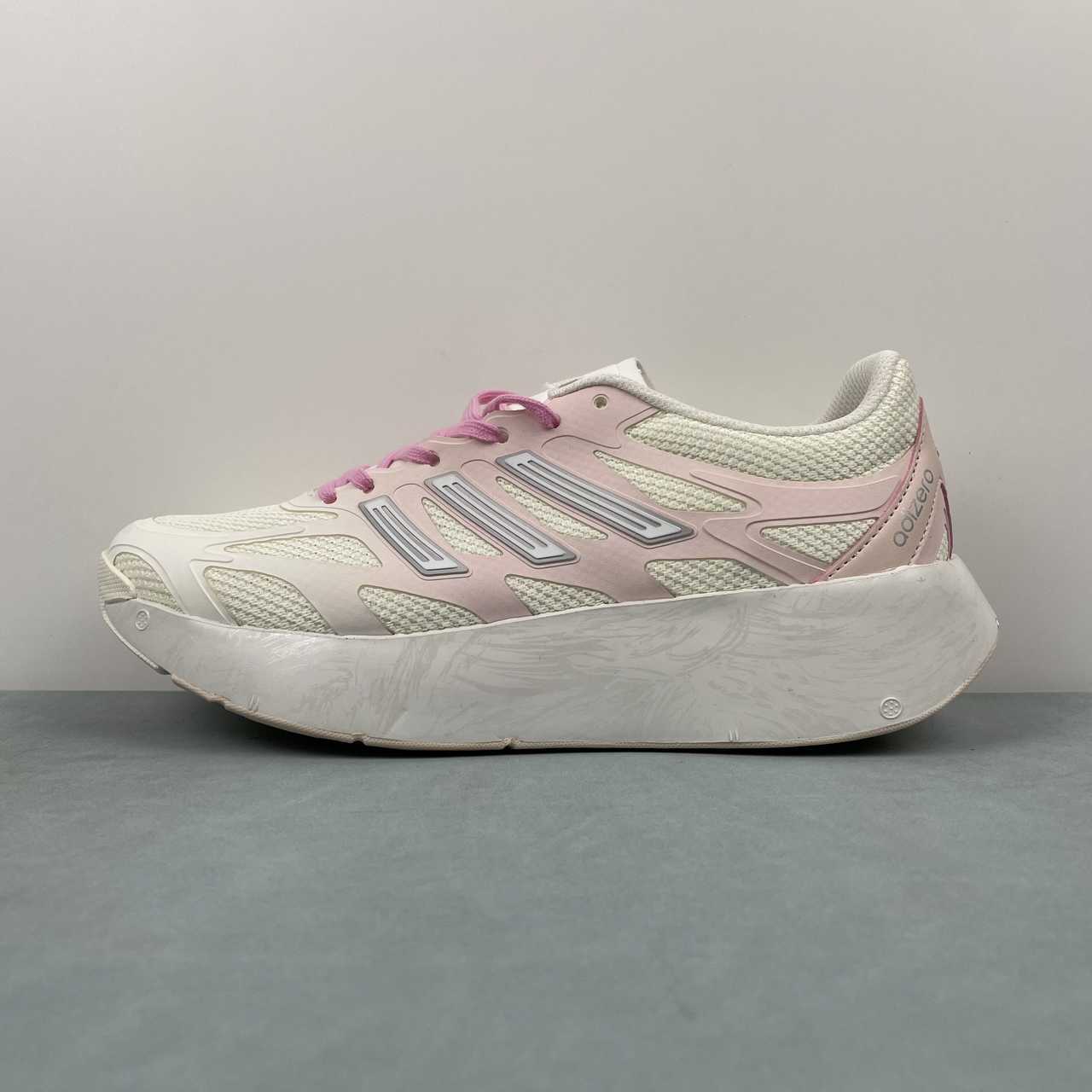 Adizero Aruku White Pink