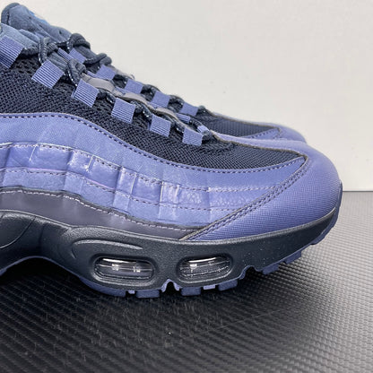 95 Purple Wolrd
