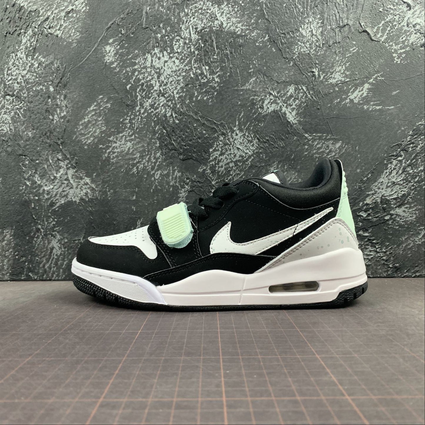 Legacy 312 Black White Teal Tint