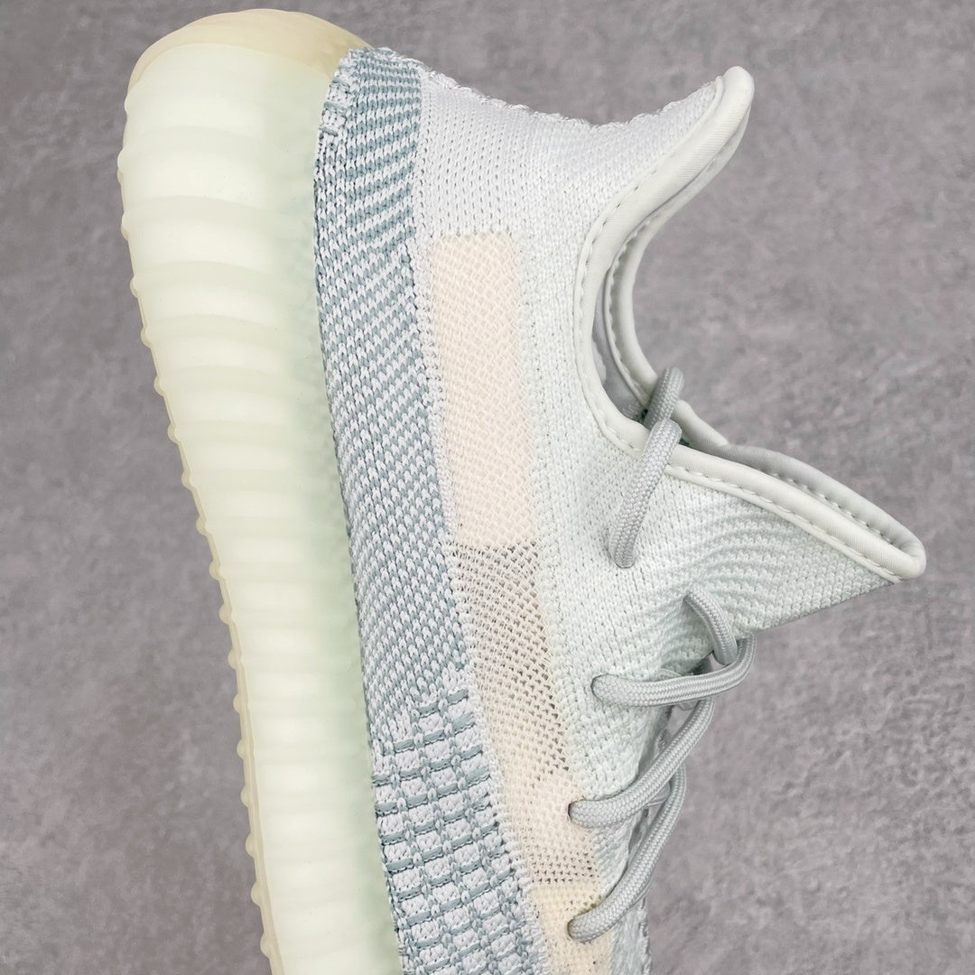 Boost 350 Cloud White