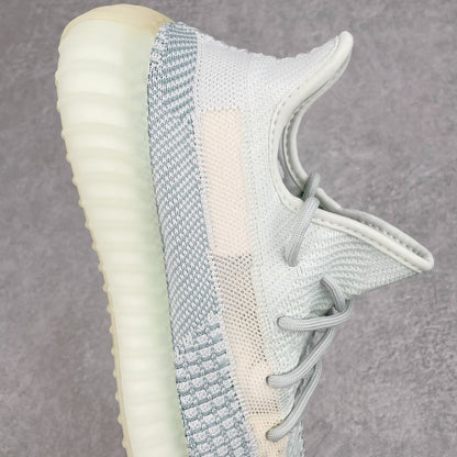 Boost 350 Cloud White