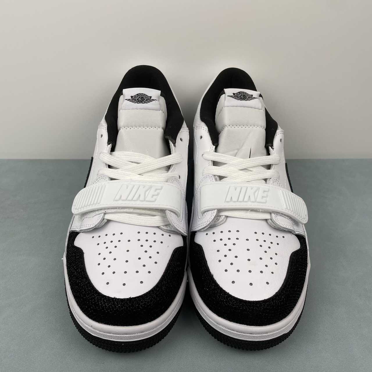 Legacy 312 Zebra