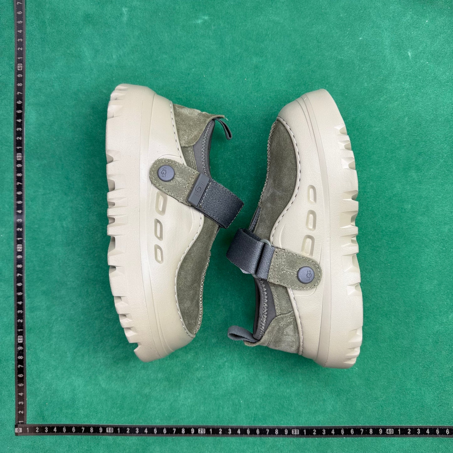 TT UGG PeakMod Lowcut