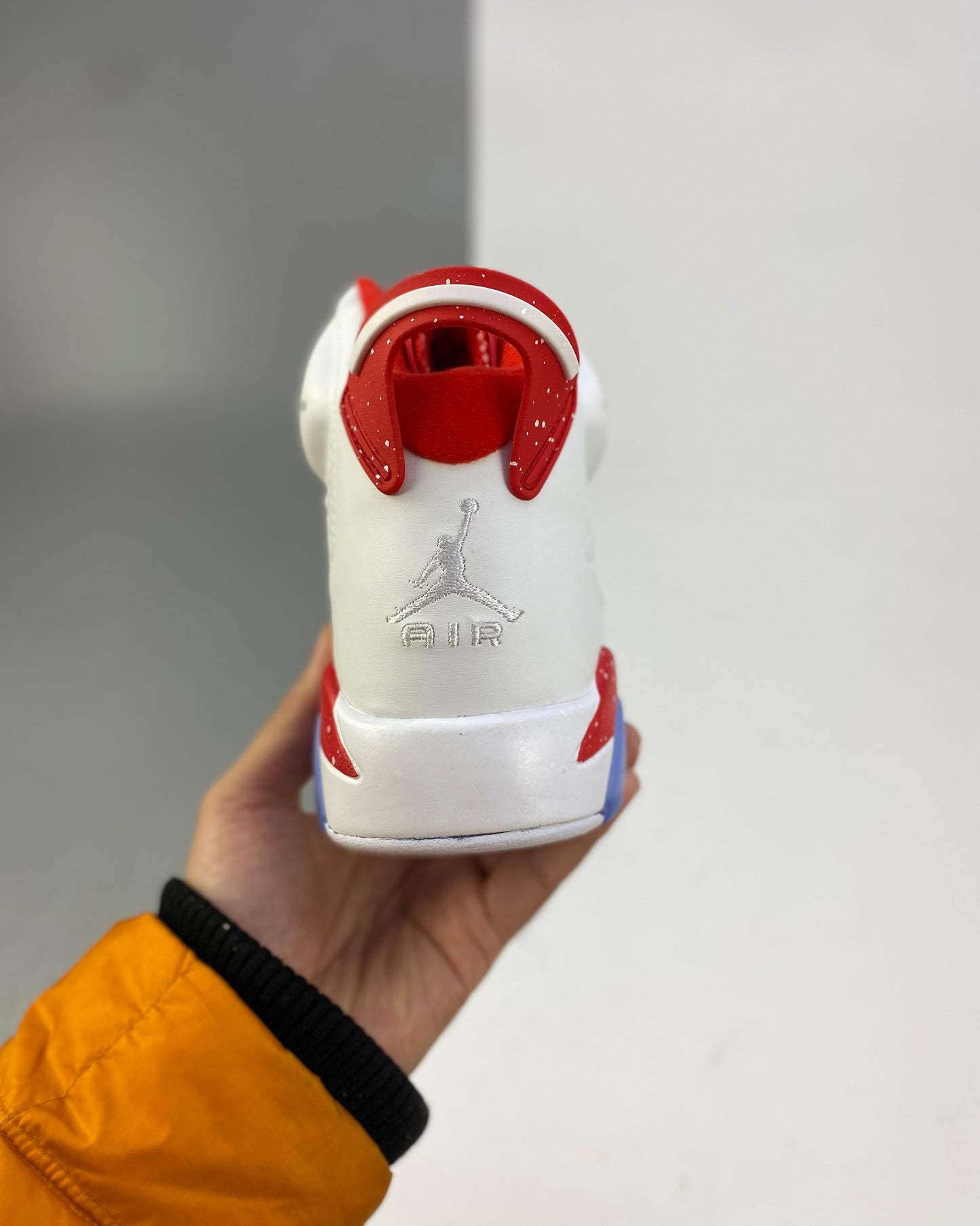 AJ6 White and Red