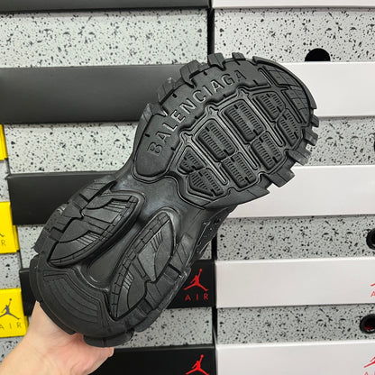 BLG Track Signature - Black