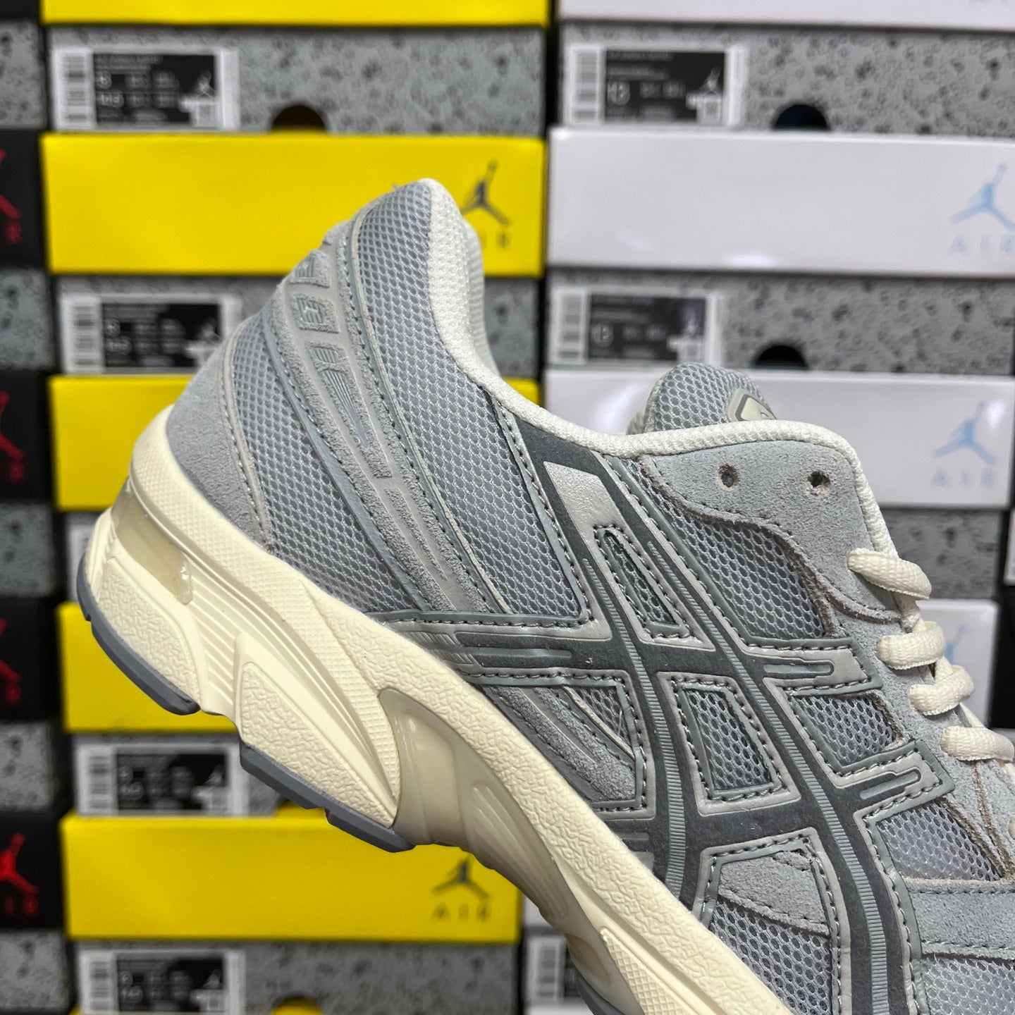 Gel-1130 Grey/Cheet Rock