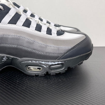 95 White Grey