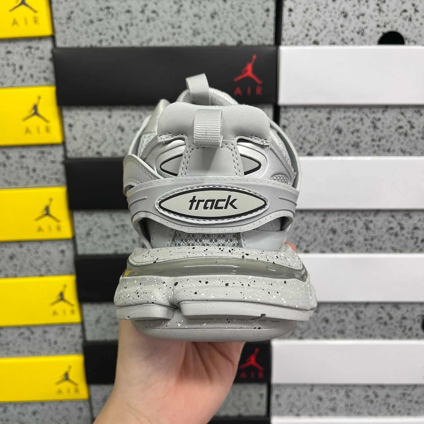 BLG Track Grey