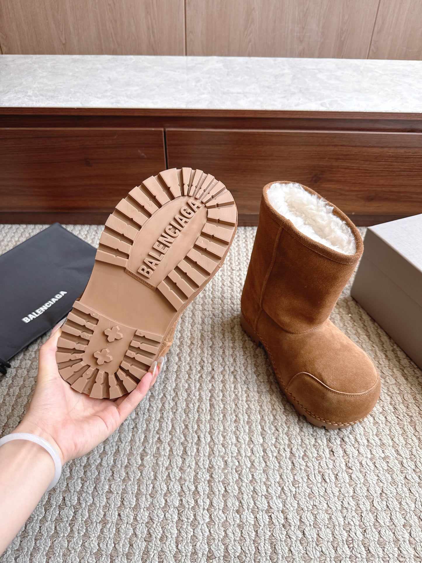 BLG Alaska Suede Boots