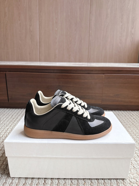 Maison  Brown Gum Sole