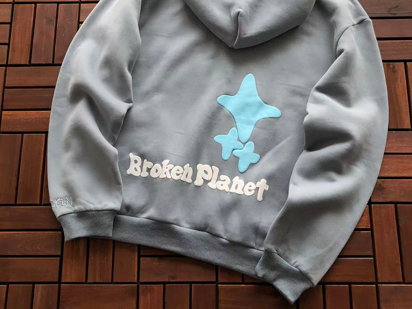 Broken Hodie