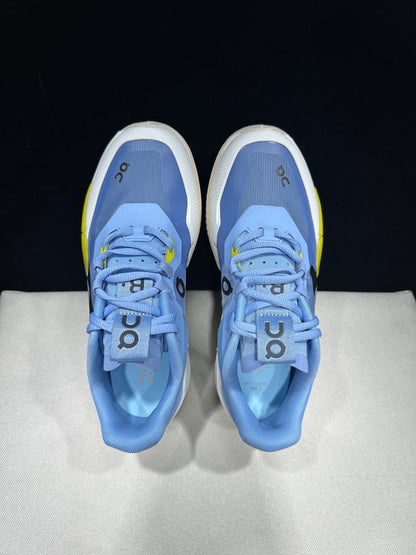 The Roger Pro 2 Blue White Lemon Yellow