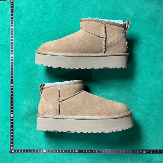 UGG
