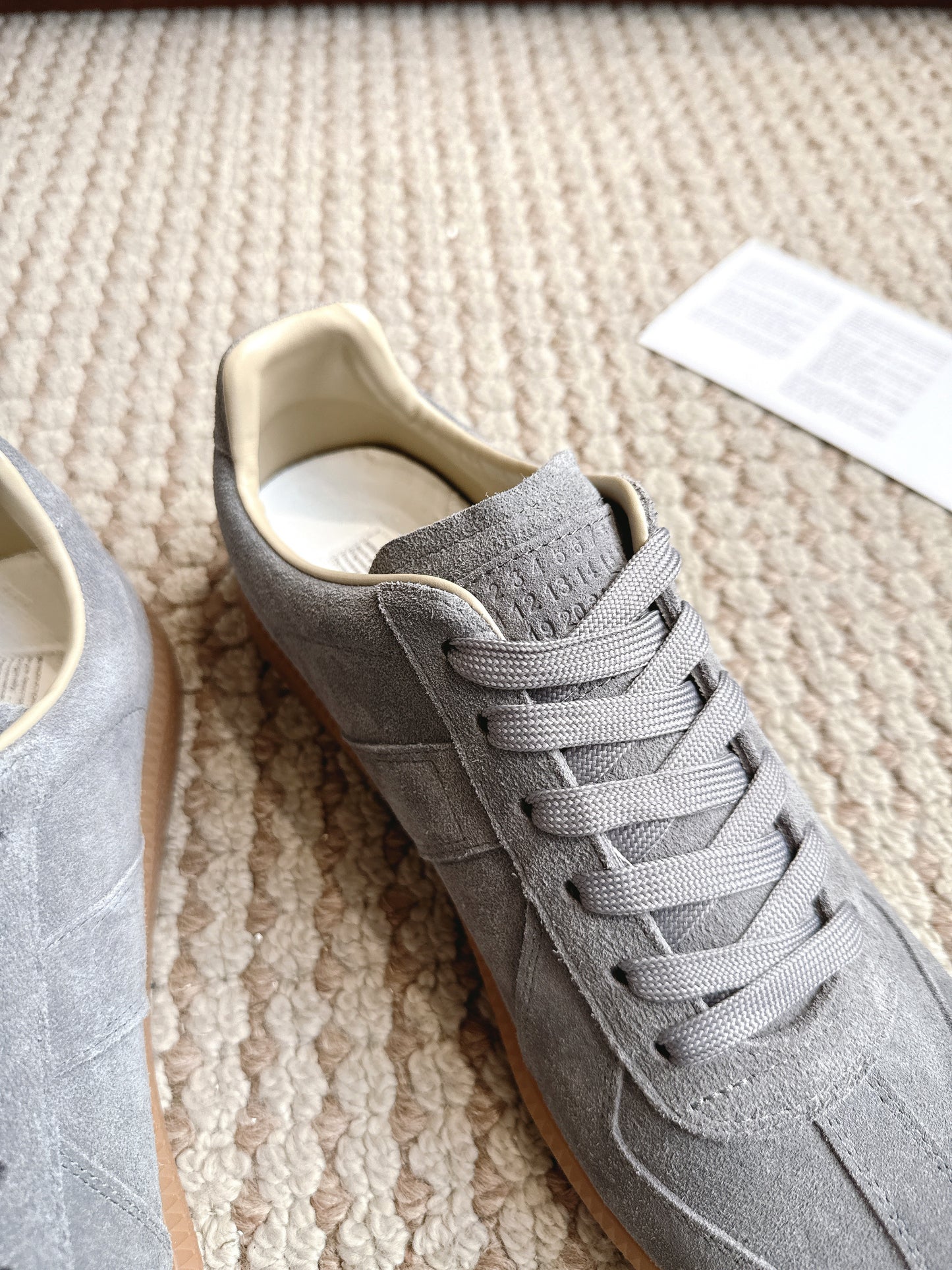 Maison Velut Full Grey