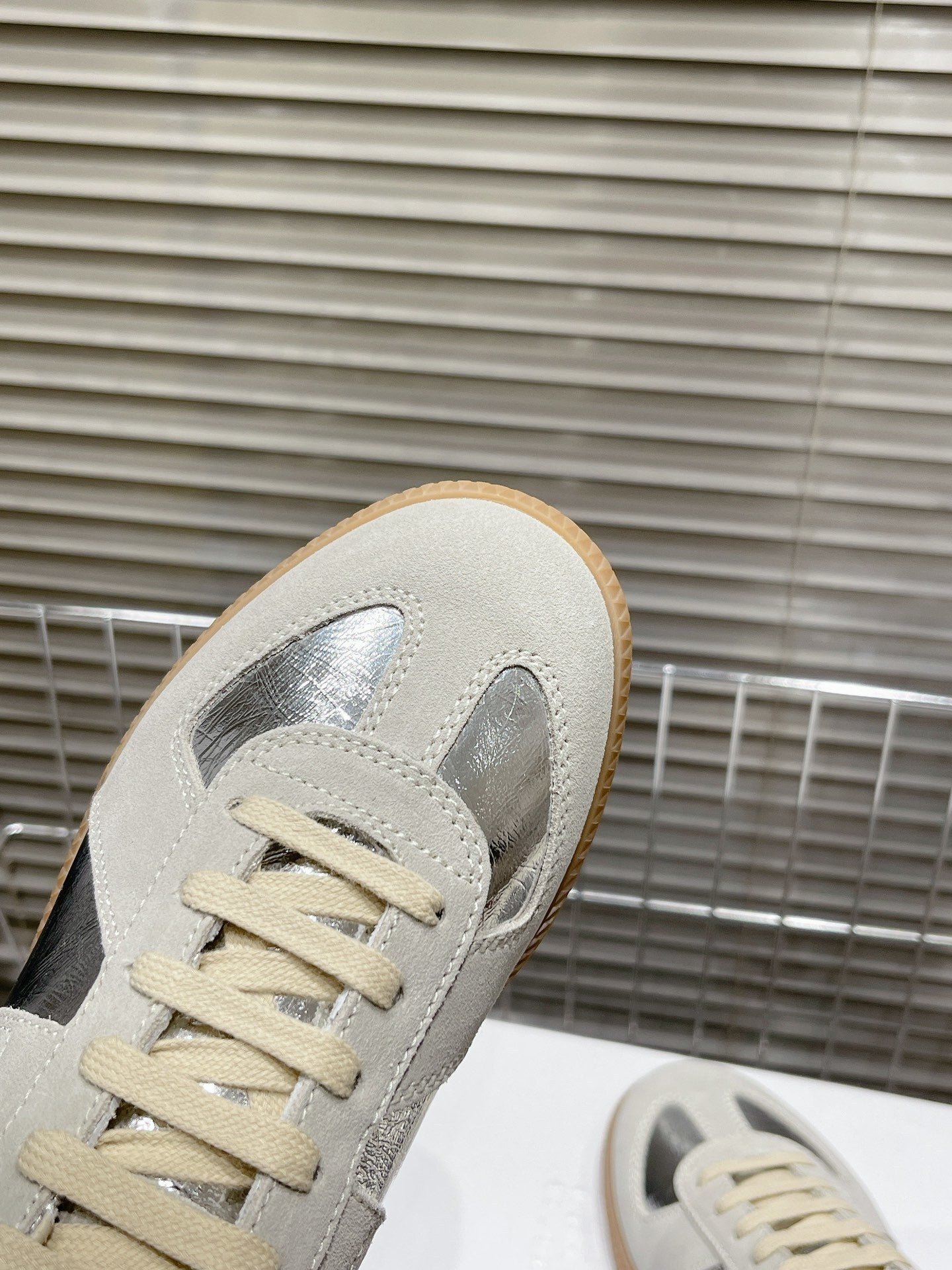 Maison Silver Gum Sole