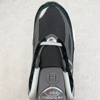 990 Black Grey