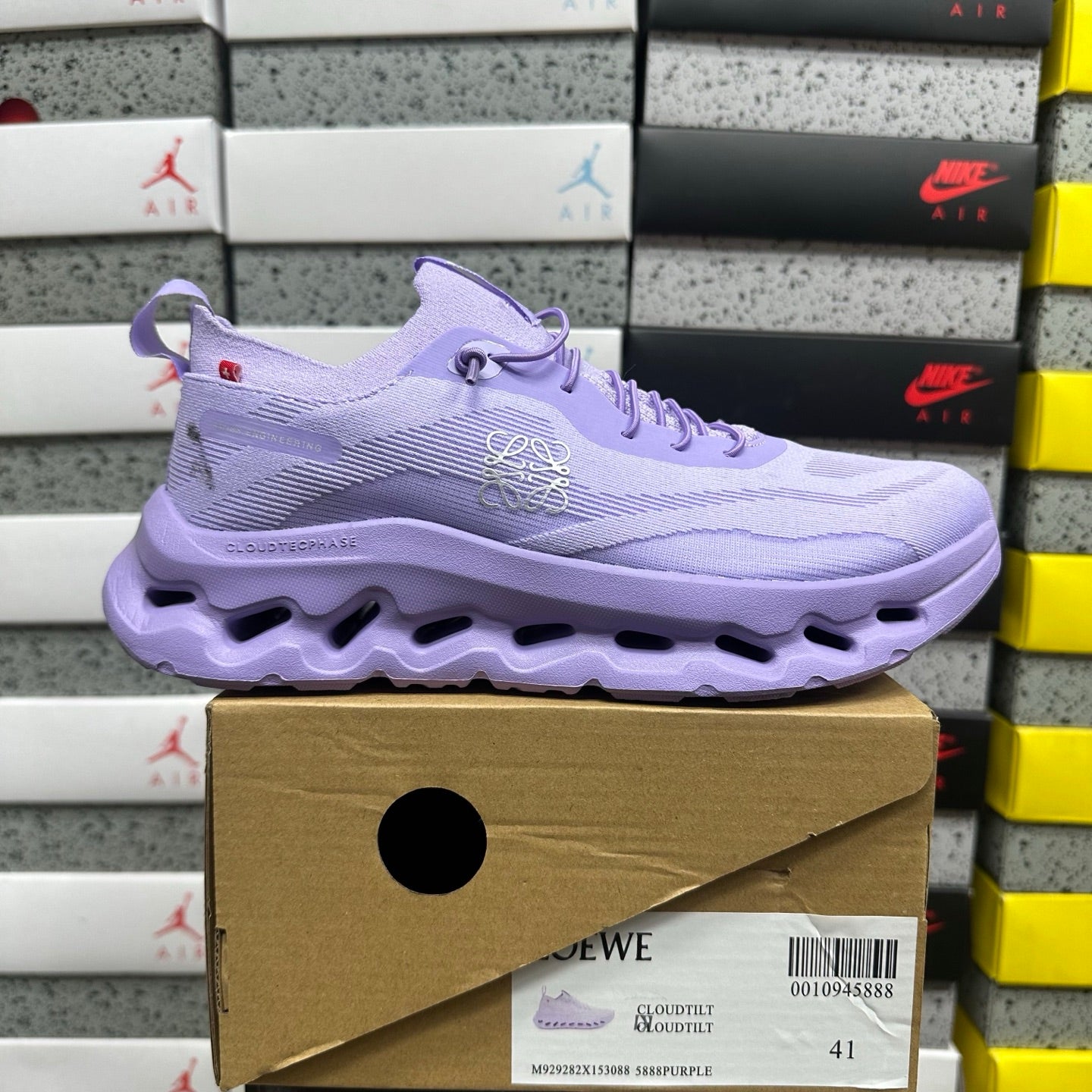 Cloudtilt Loewe Purple