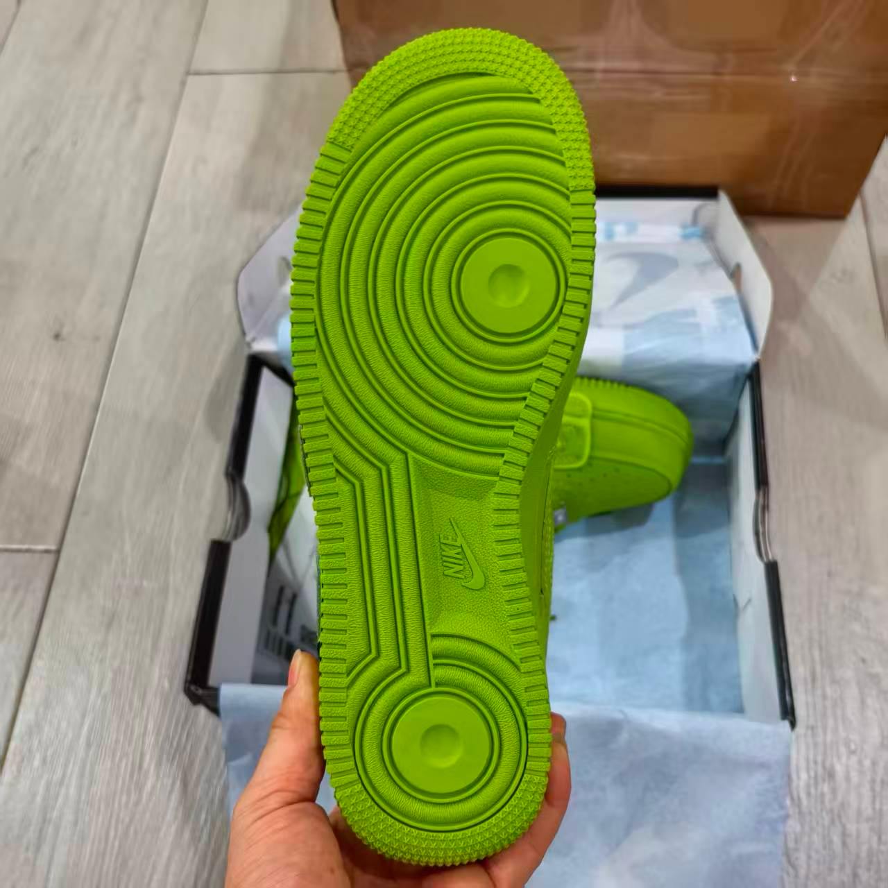 AF1 Flea Green