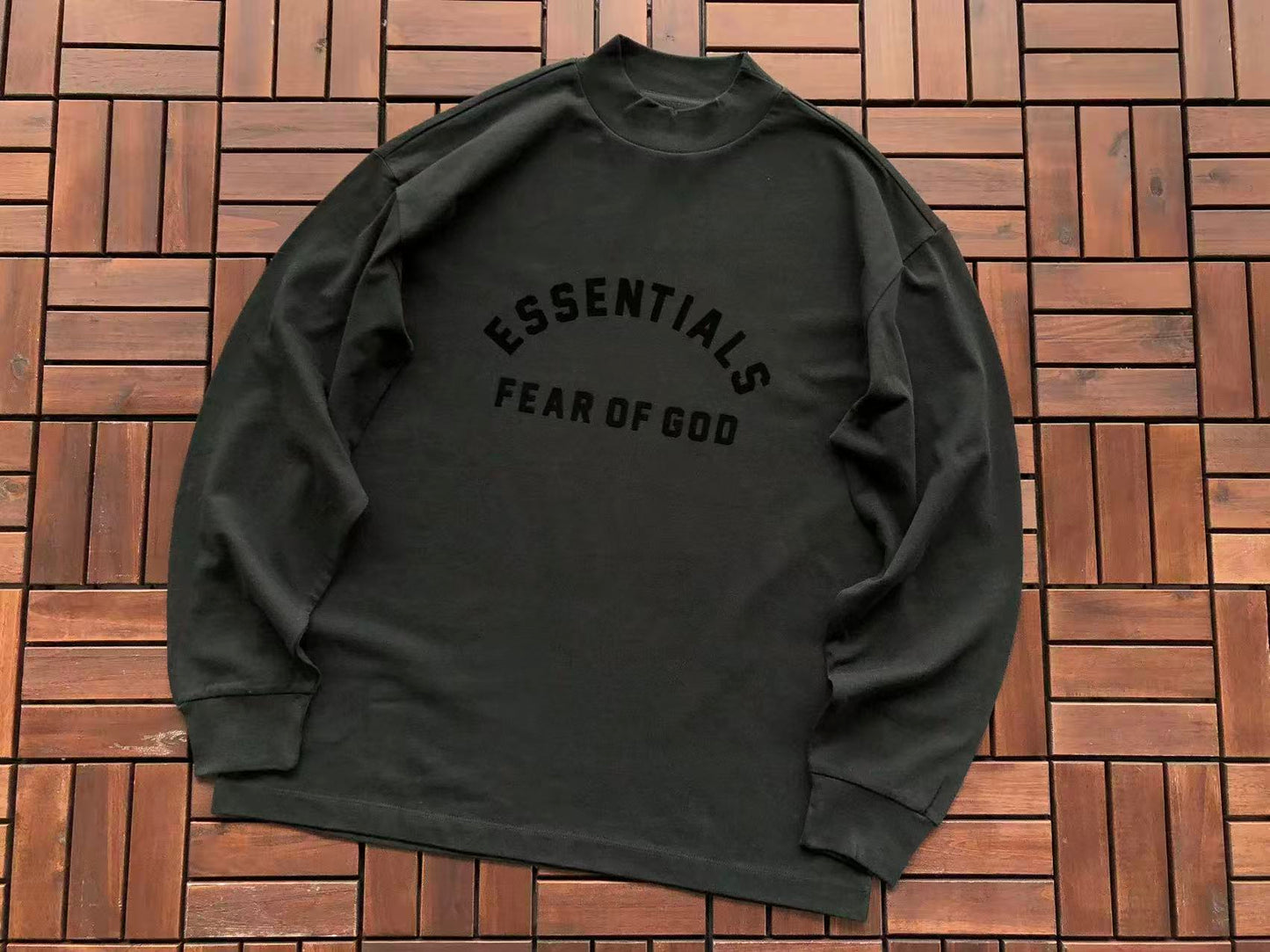 Conjuntos Essentials