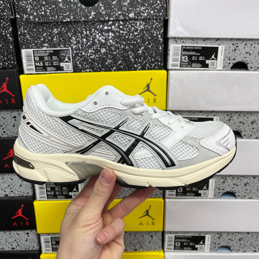 Gel-1130 White/Silver Haze