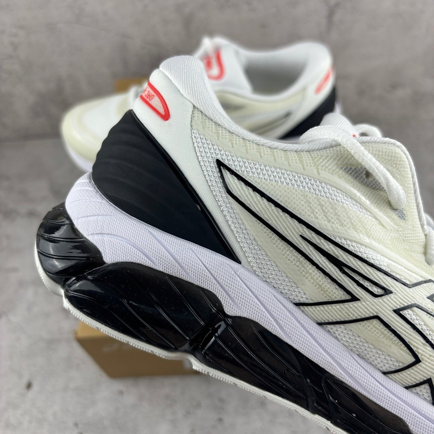 Gel-QUANTUM Black/White