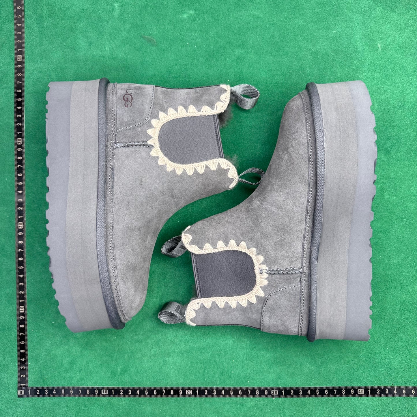 TT UGG