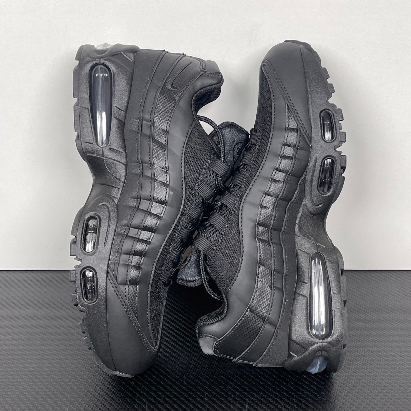 95 Triple Black