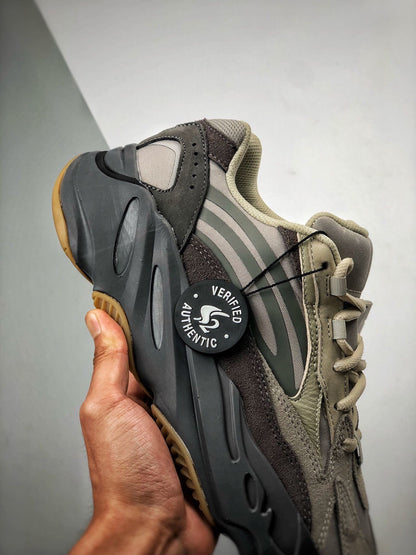 700 V2 Tephra