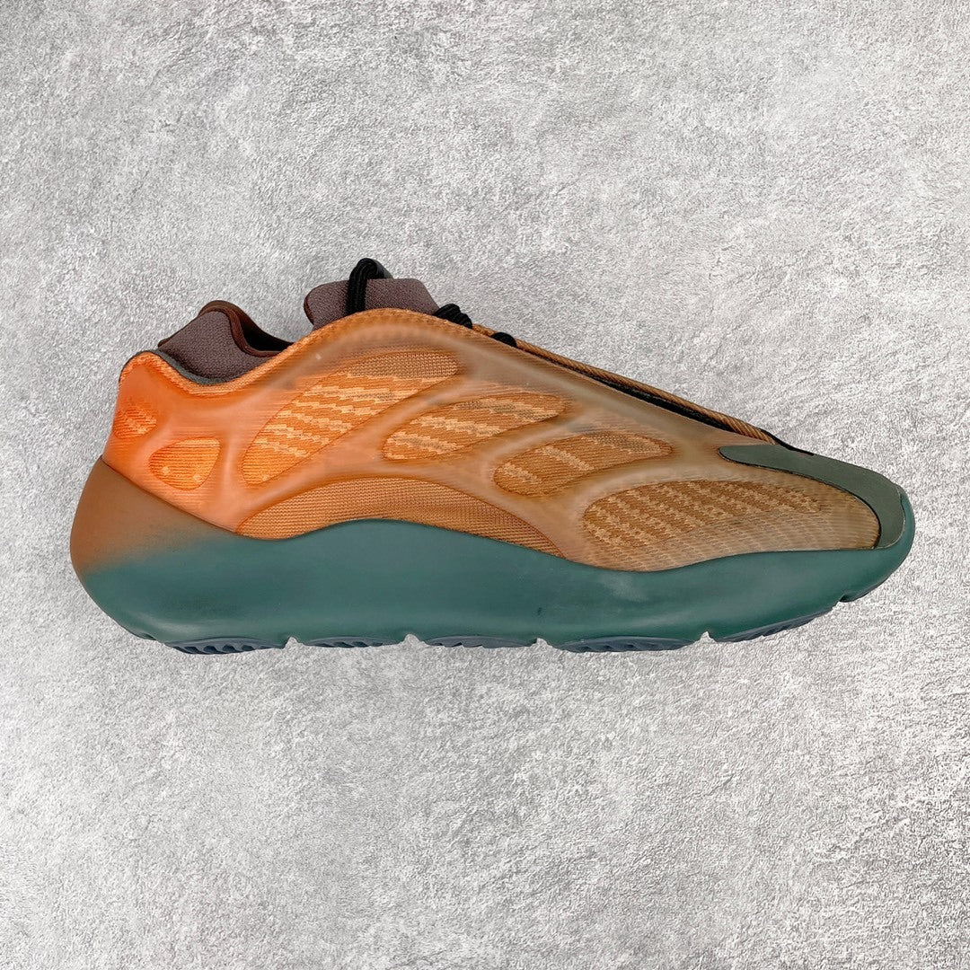 700 V3 Copper Fade