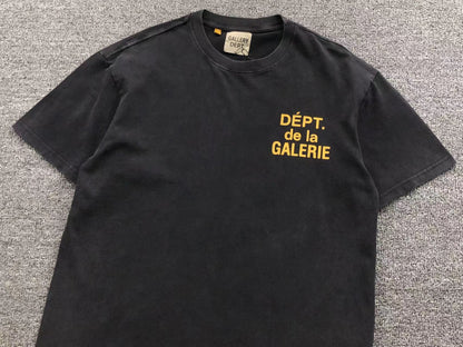 T-shirt GALLERY DEPT
